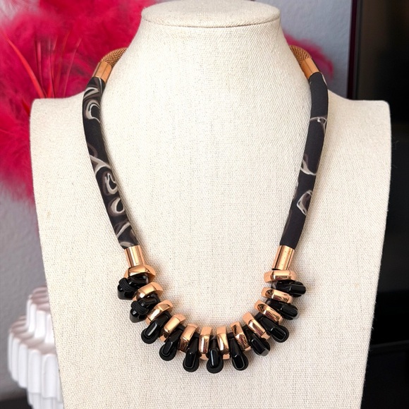 Marc Jacobs Jewelry - Marc Jacobs Black and Rose Gold Statement Necklace